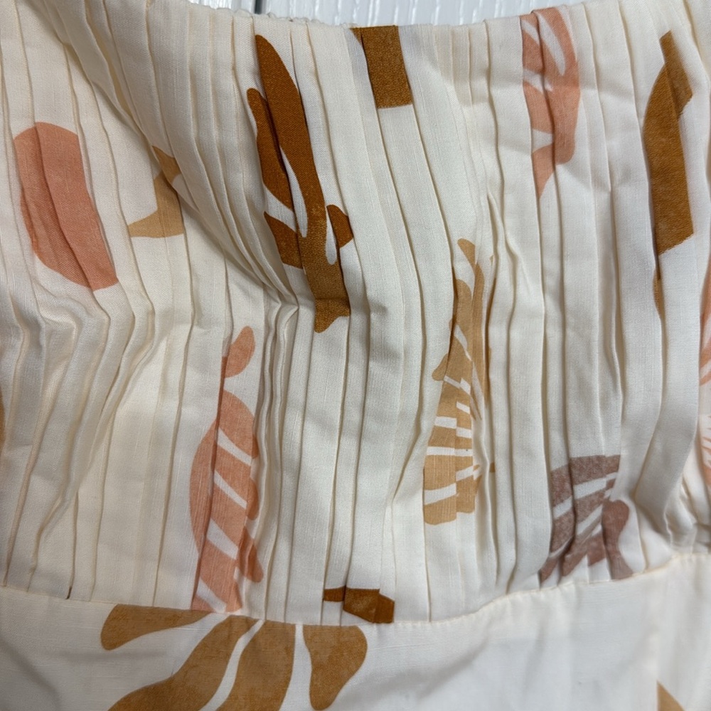 🍓🆕ASTR 
Elegant Cream and Brown Patterned Dress🆕🍓 - Picture 14 of 17
